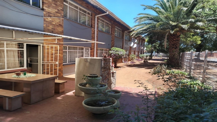 To Let 2 Bedroom Property for Rent in Vanderbijlpark Cw 6 Gauteng