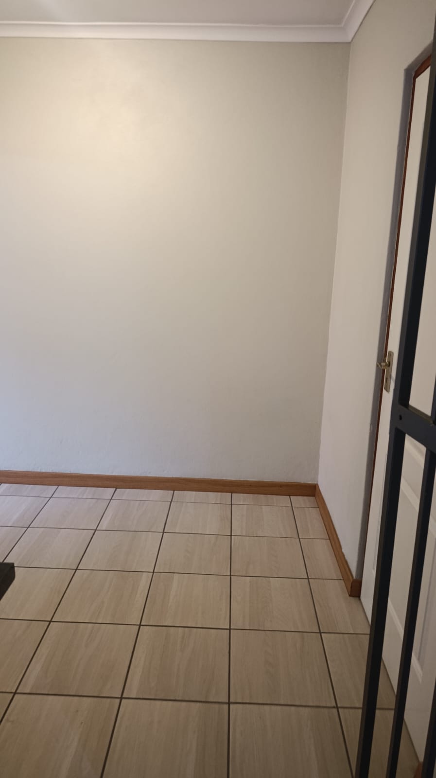 To Let 1 Bedroom Property for Rent in Riviera Gauteng
