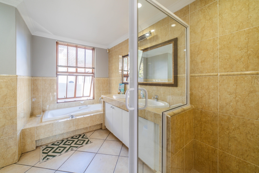 To Let 4 Bedroom Property for Rent in Dainfern Ridge Gauteng