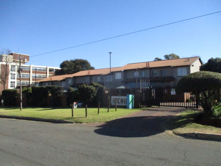 3 Bedroom Property for Sale in Horizon View Gauteng