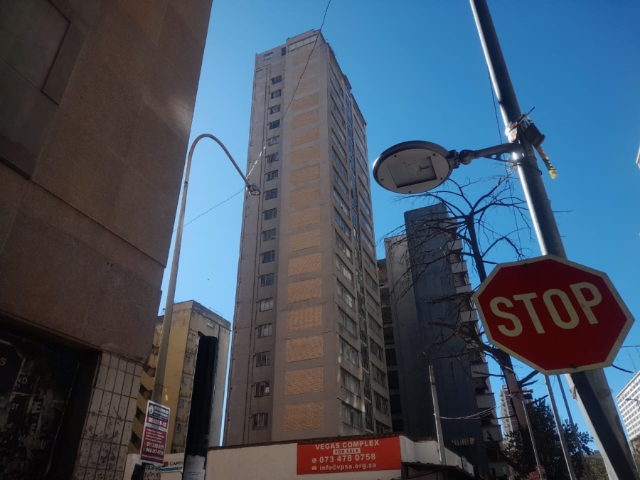2 Bedroom Property for Sale in Hillbrow Gauteng