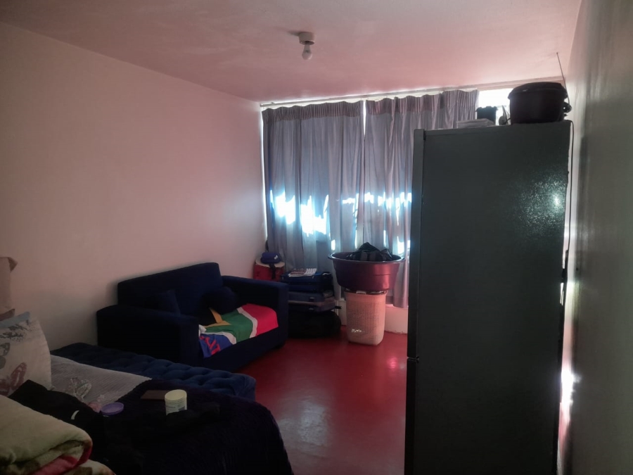 2 Bedroom Property for Sale in Hillbrow Gauteng
