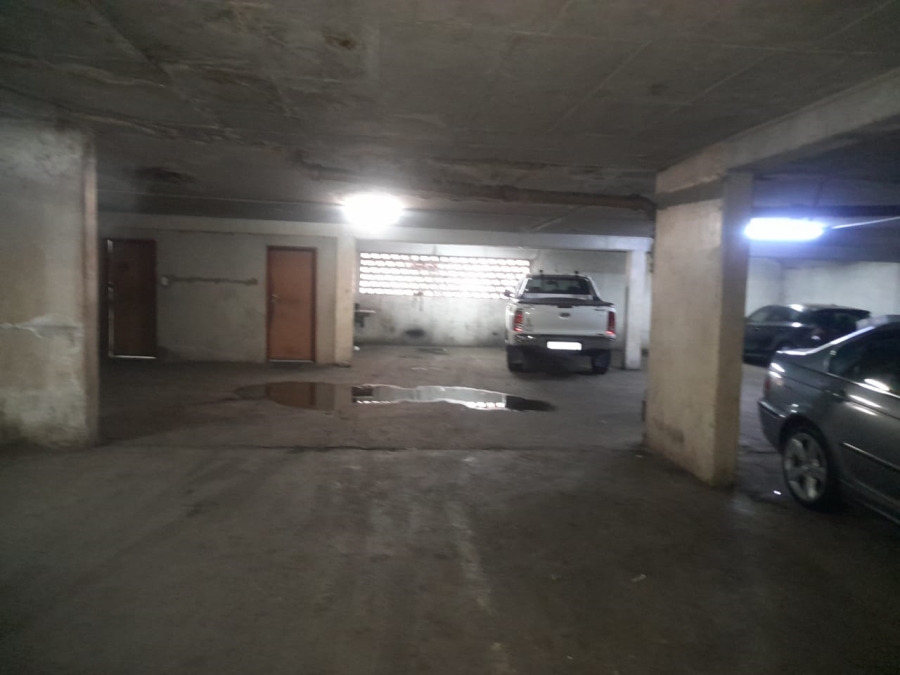 2 Bedroom Property for Sale in Hillbrow Gauteng