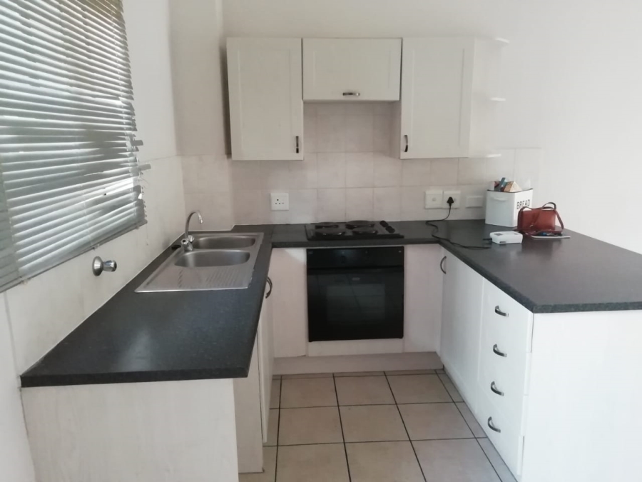 1 Bedroom Property for Sale in Halfway Gardens Gauteng