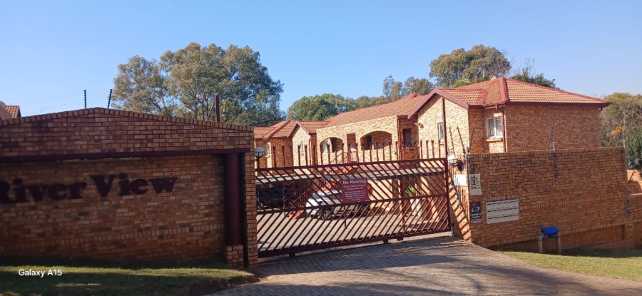 3 Bedroom Property for Sale in Newlands Gauteng