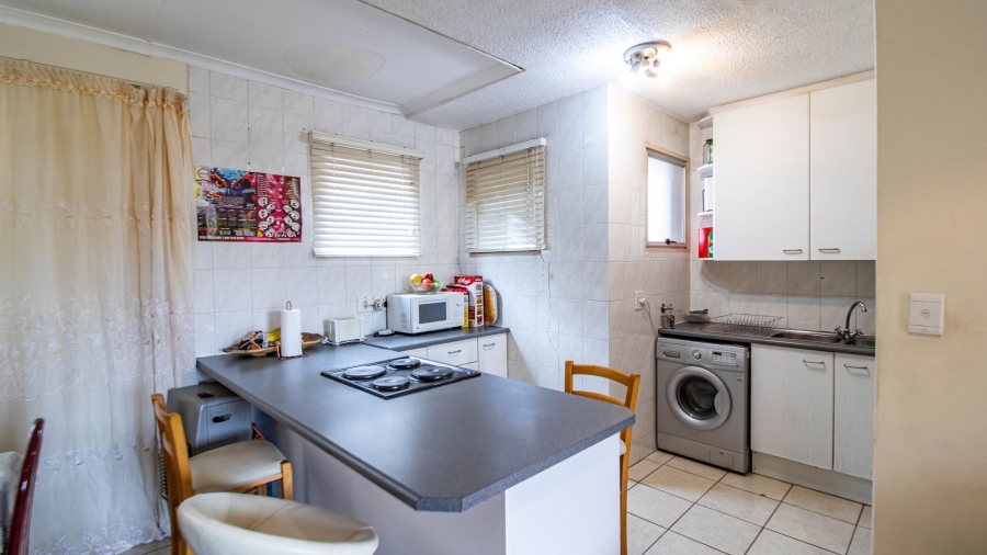 2 Bedroom Property for Sale in Glenanda Gauteng