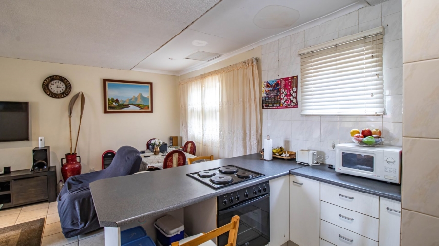 2 Bedroom Property for Sale in Glenanda Gauteng