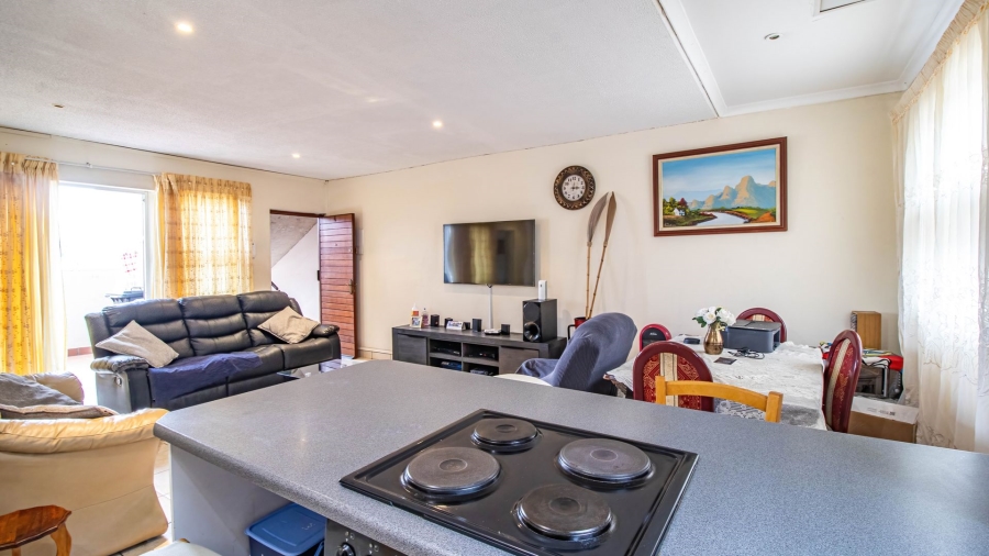 2 Bedroom Property for Sale in Glenanda Gauteng