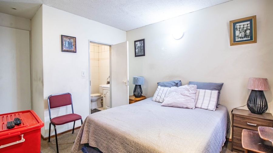 2 Bedroom Property for Sale in Glenanda Gauteng