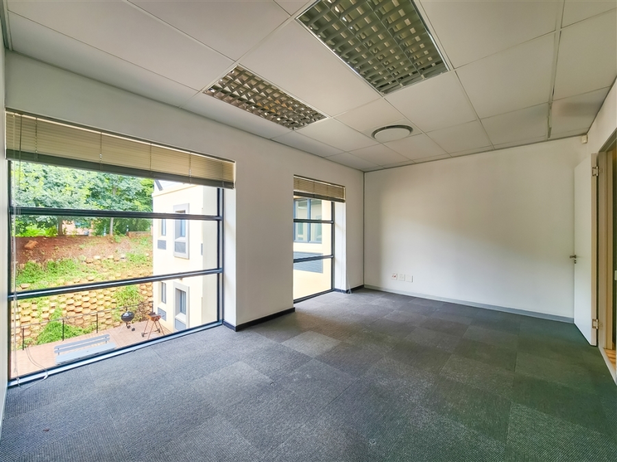 To Let Commercial Property for Rent in Strubensvallei Gauteng