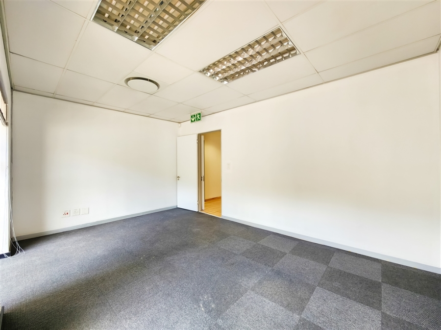 To Let Commercial Property for Rent in Strubensvallei Gauteng