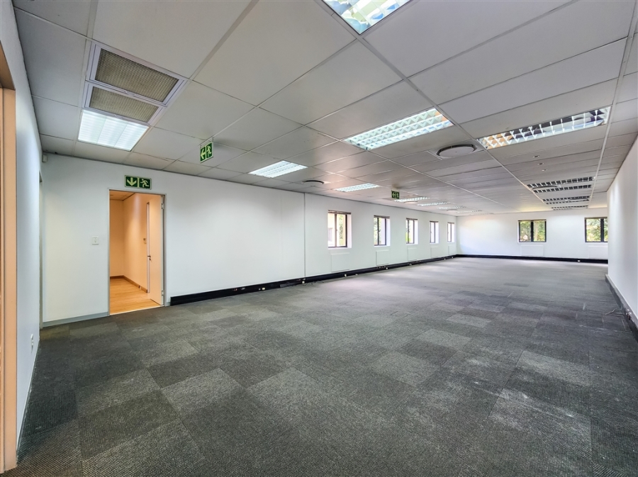 To Let Commercial Property for Rent in Strubensvallei Gauteng