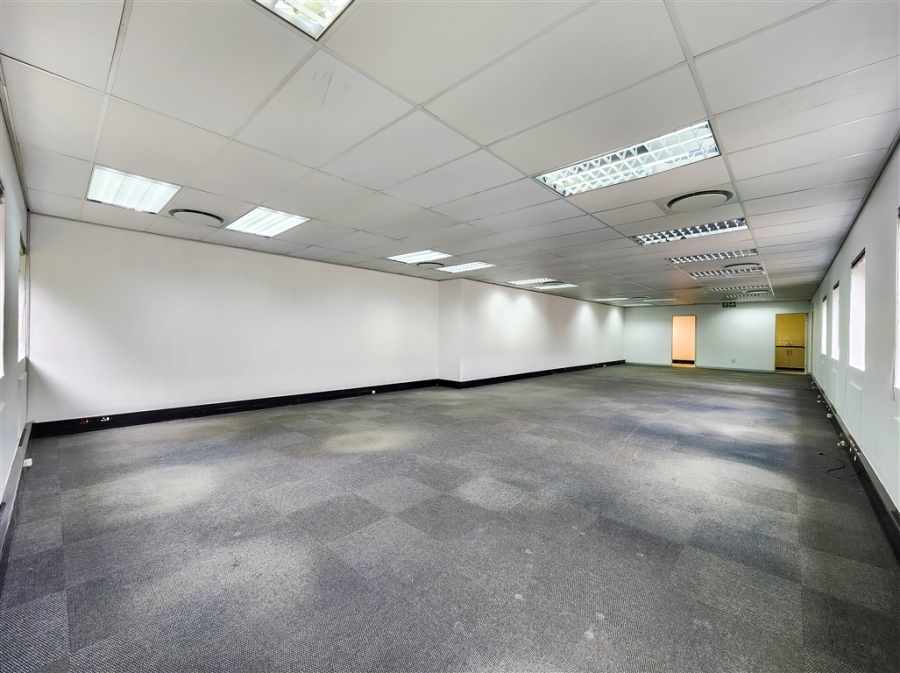 To Let Commercial Property for Rent in Strubensvallei Gauteng