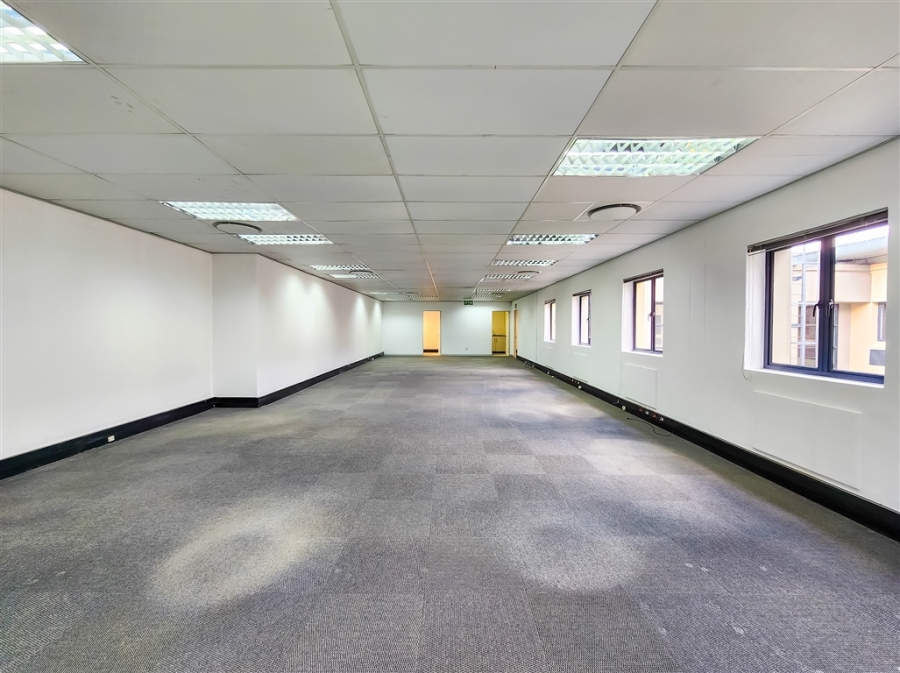 To Let Commercial Property for Rent in Strubensvallei Gauteng