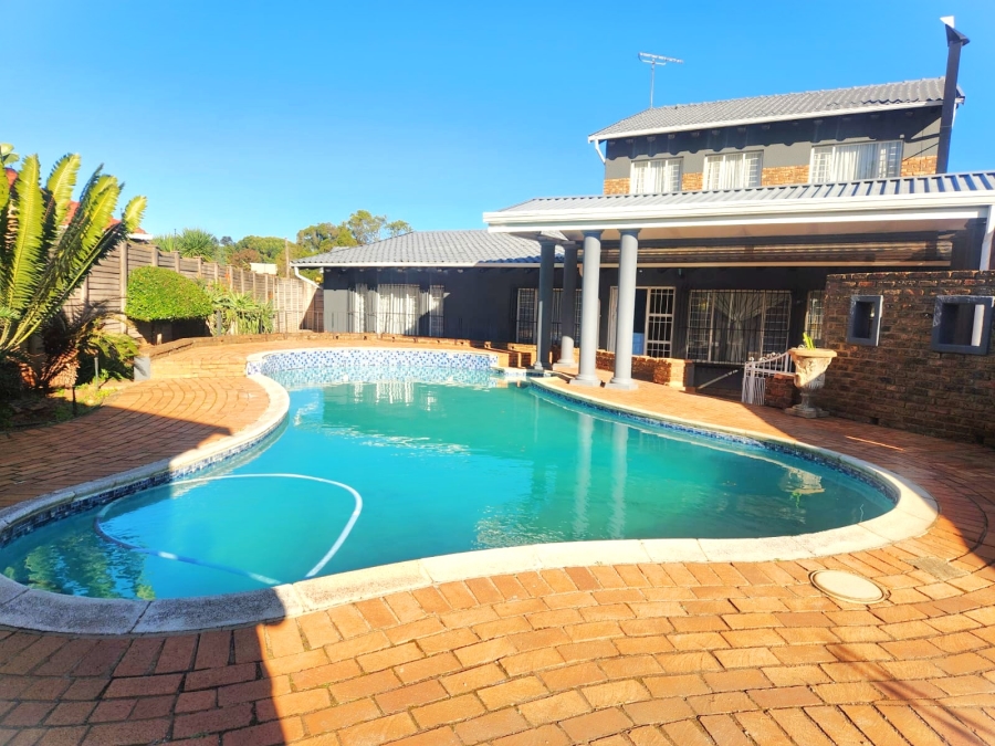 5 Bedroom Property for Sale in Doringkloof Gauteng