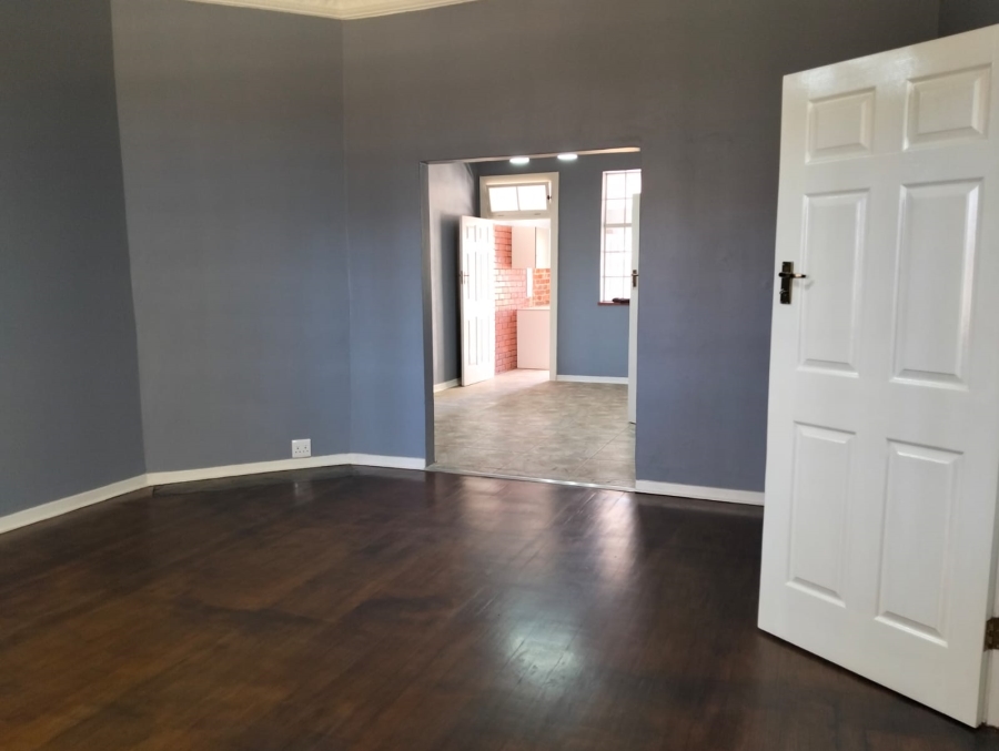 4 Bedroom Property for Sale in Vogelstruisbult Gauteng