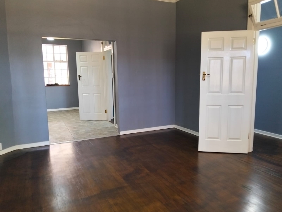 4 Bedroom Property for Sale in Vogelstruisbult Gauteng