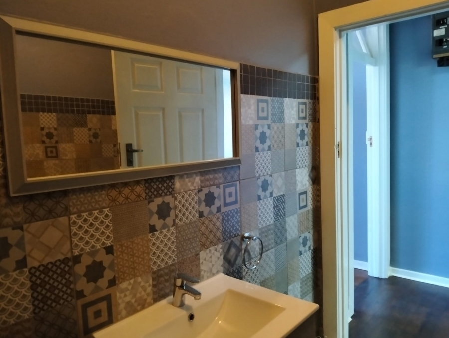 4 Bedroom Property for Sale in Vogelstruisbult Gauteng