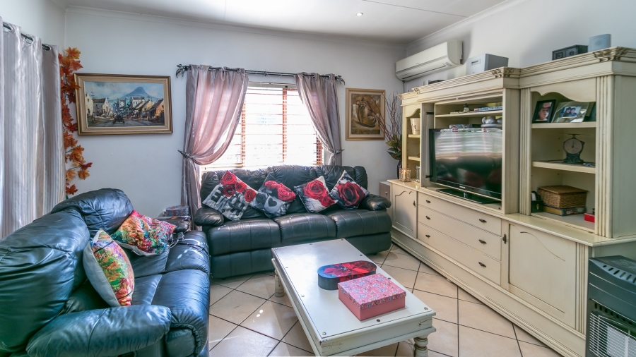 3 Bedroom Property for Sale in Sharonlea Gauteng