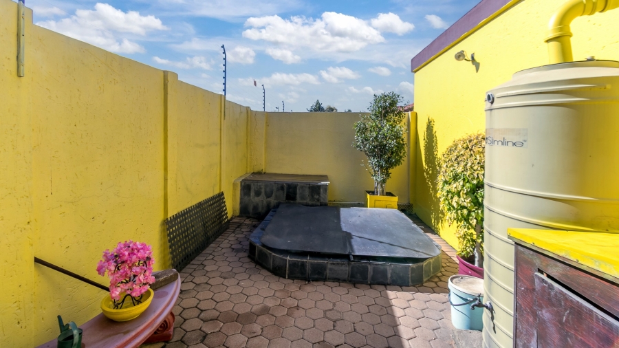 3 Bedroom Property for Sale in Sharonlea Gauteng