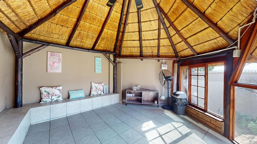 2 Bedroom Property for Sale in Elandshaven Gauteng