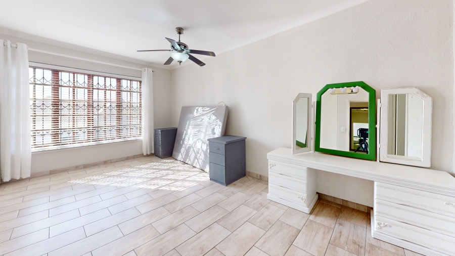 2 Bedroom Property for Sale in Elandshaven Gauteng