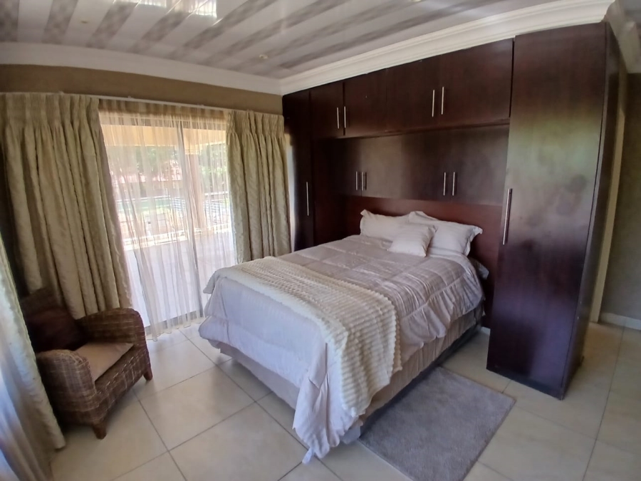To Let 7 Bedroom Property for Rent in Edleen Gauteng