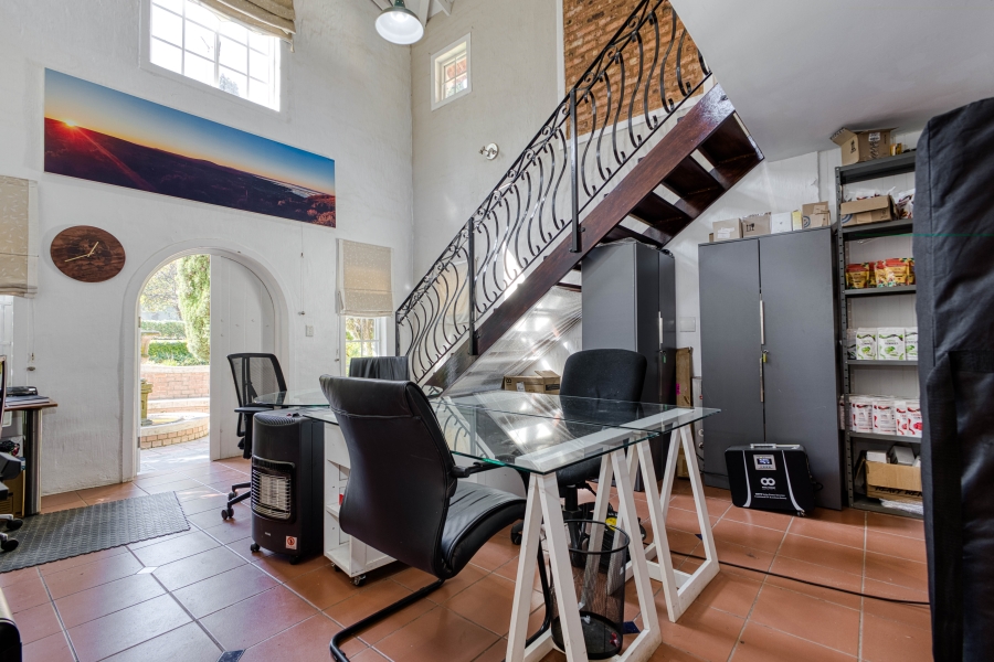 11 Bedroom Property for Sale in Chartwell Gauteng