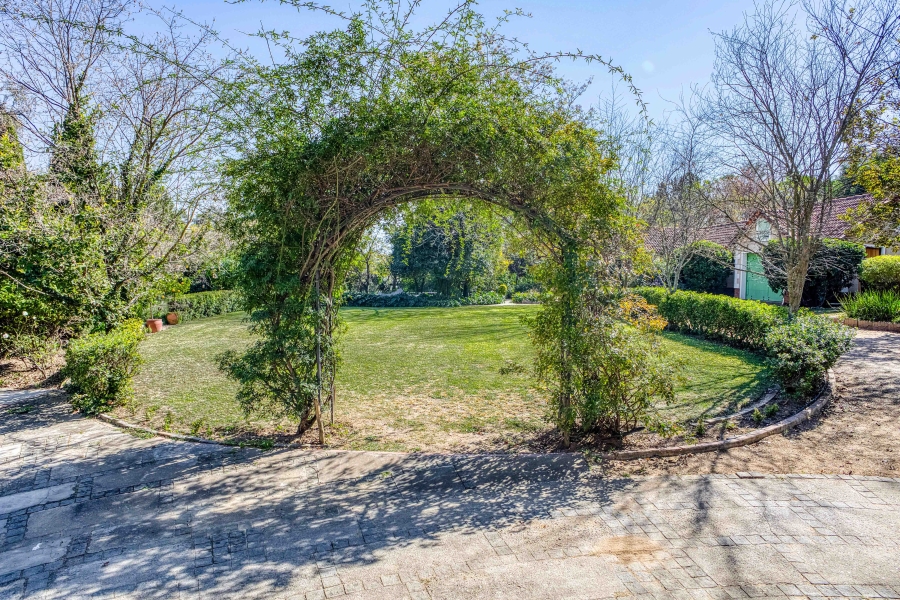 11 Bedroom Property for Sale in Chartwell Gauteng