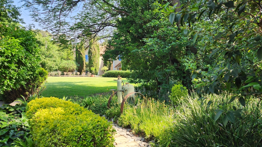 11 Bedroom Property for Sale in Chartwell Gauteng