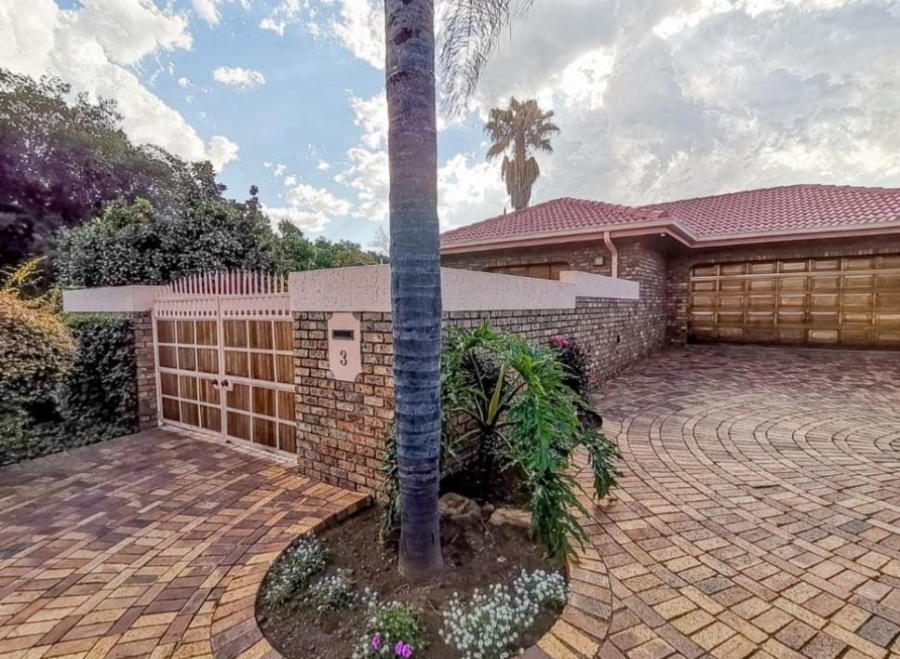 5 Bedroom Property for Sale in Bartlett Gauteng