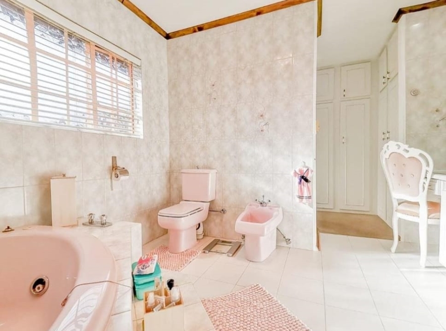 5 Bedroom Property for Sale in Bartlett Gauteng