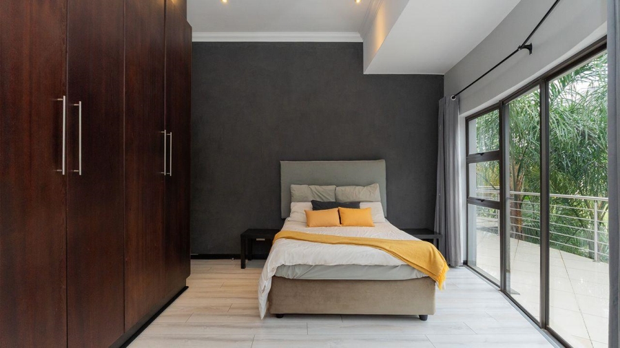 5 Bedroom Property for Sale in Glen Eagle Estate Gauteng