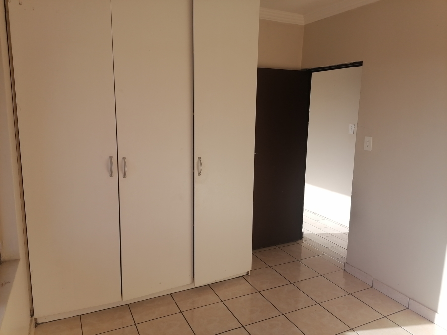 To Let 2 Bedroom Property for Rent in Witpoortjie Gauteng