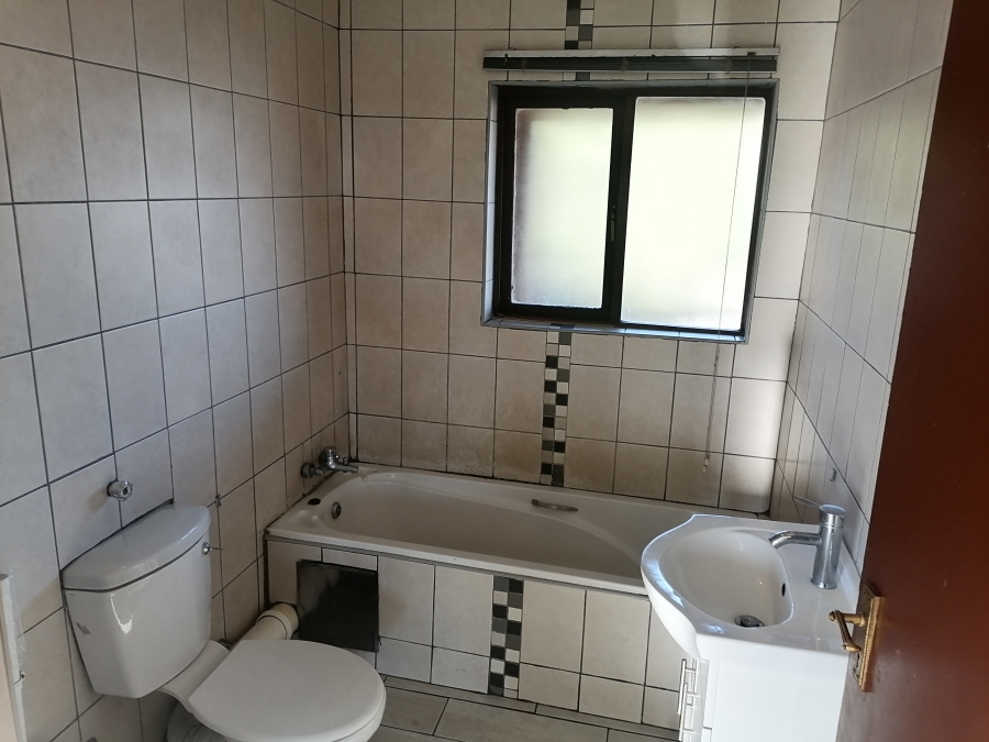 To Let 2 Bedroom Property for Rent in Witpoortjie Gauteng