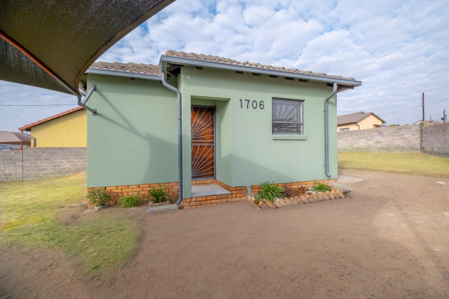 2 Bedroom Property for Sale in Bloubosrand Gauteng