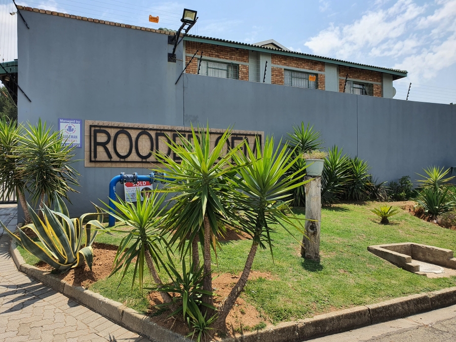 To Let 2 Bedroom Property for Rent in Farrar Park Gauteng
