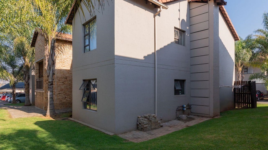 2 Bedroom Property for Sale in Brentwood Park Gauteng