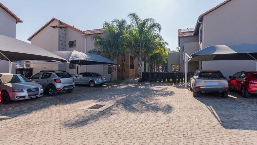2 Bedroom Property for Sale in Brentwood Park Gauteng