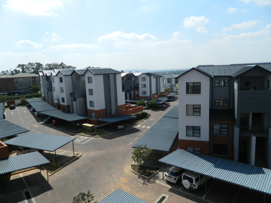 To Let 1 Bedroom Property for Rent in Lombardy Estate Gauteng
