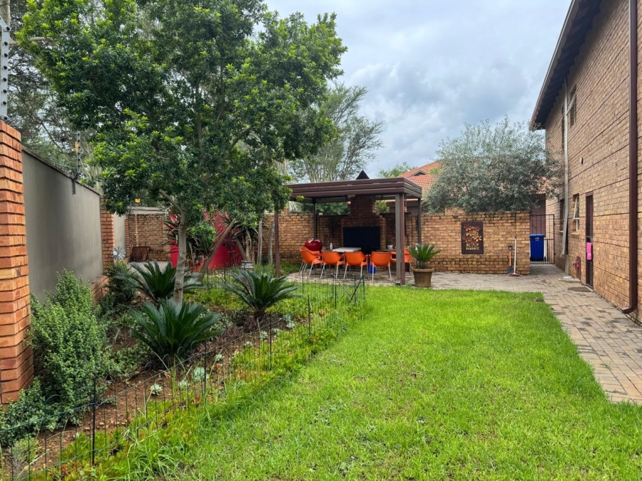 To Let 4 Bedroom Property for Rent in Tijger Valley Gauteng