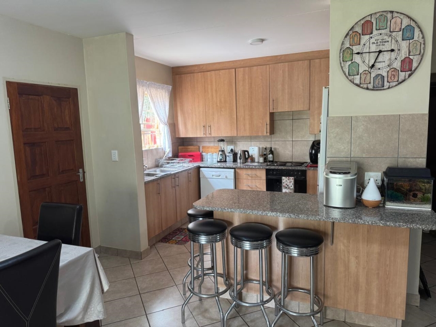 To Let 4 Bedroom Property for Rent in Tijger Valley Gauteng