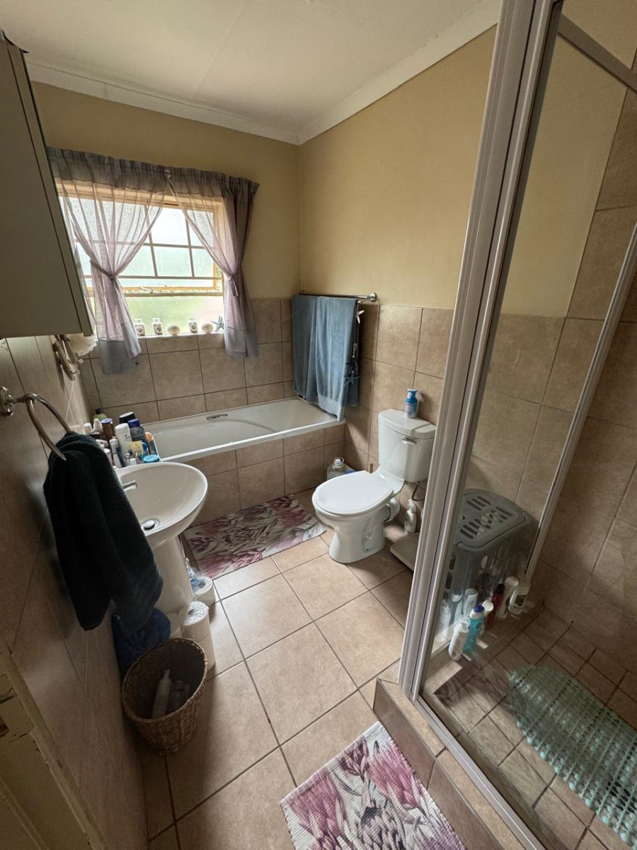 To Let 4 Bedroom Property for Rent in Tijger Valley Gauteng