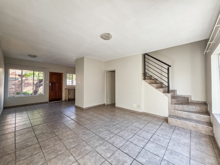 2 Bedroom Property for Sale in Annlin Gauteng