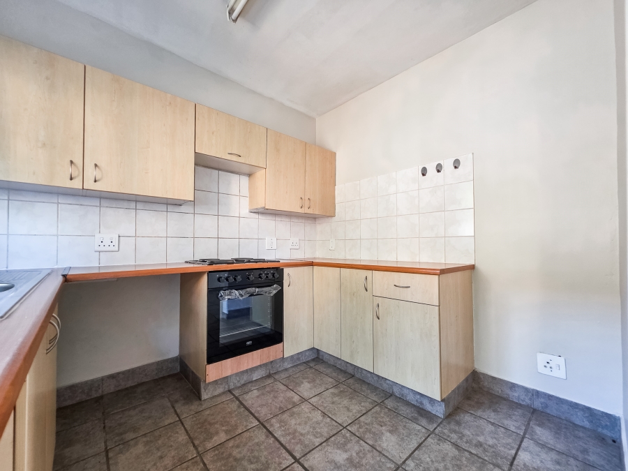 2 Bedroom Property for Sale in Annlin Gauteng