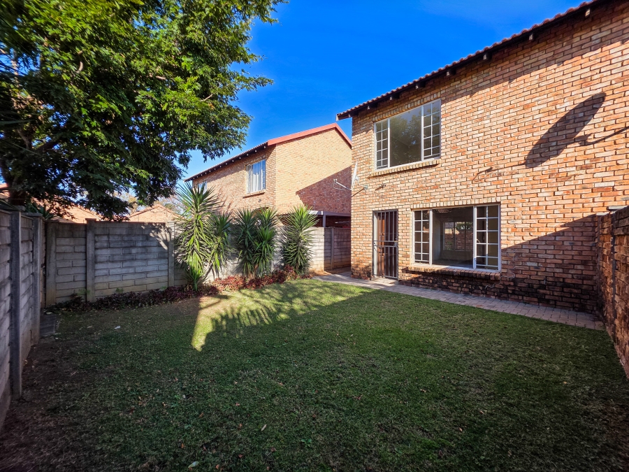 2 Bedroom Property for Sale in Annlin Gauteng