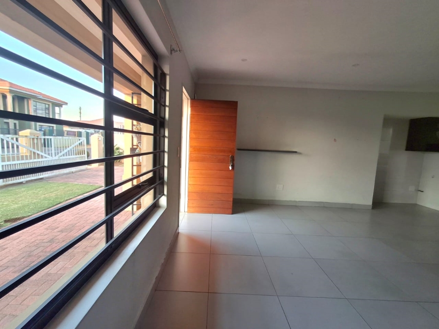 2 Bedroom Property for Sale in Sonneveld Gauteng