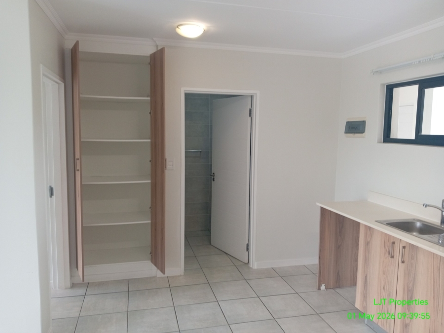 To Let 1 Bedroom Property for Rent in Witfield Gauteng