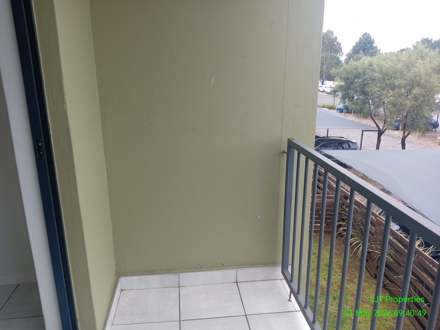 To Let 1 Bedroom Property for Rent in Witfield Gauteng