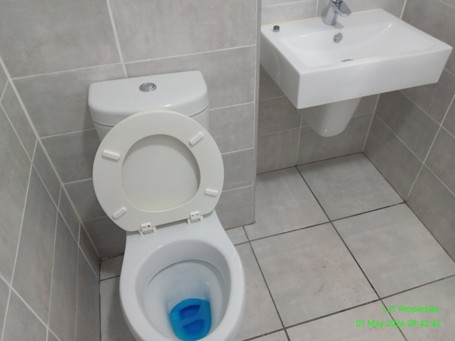 To Let 1 Bedroom Property for Rent in Witfield Gauteng